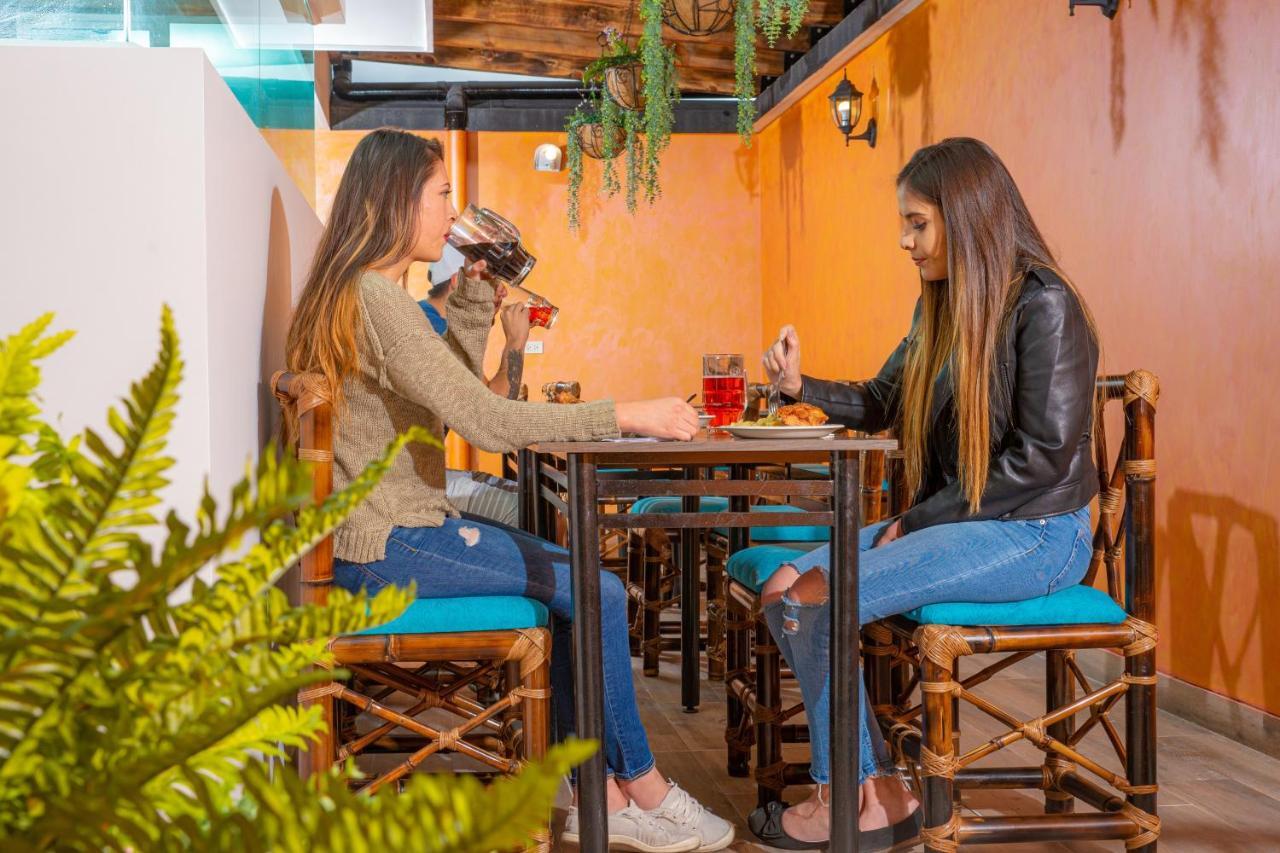 The Traveler Hostel 오타발로 외부 사진